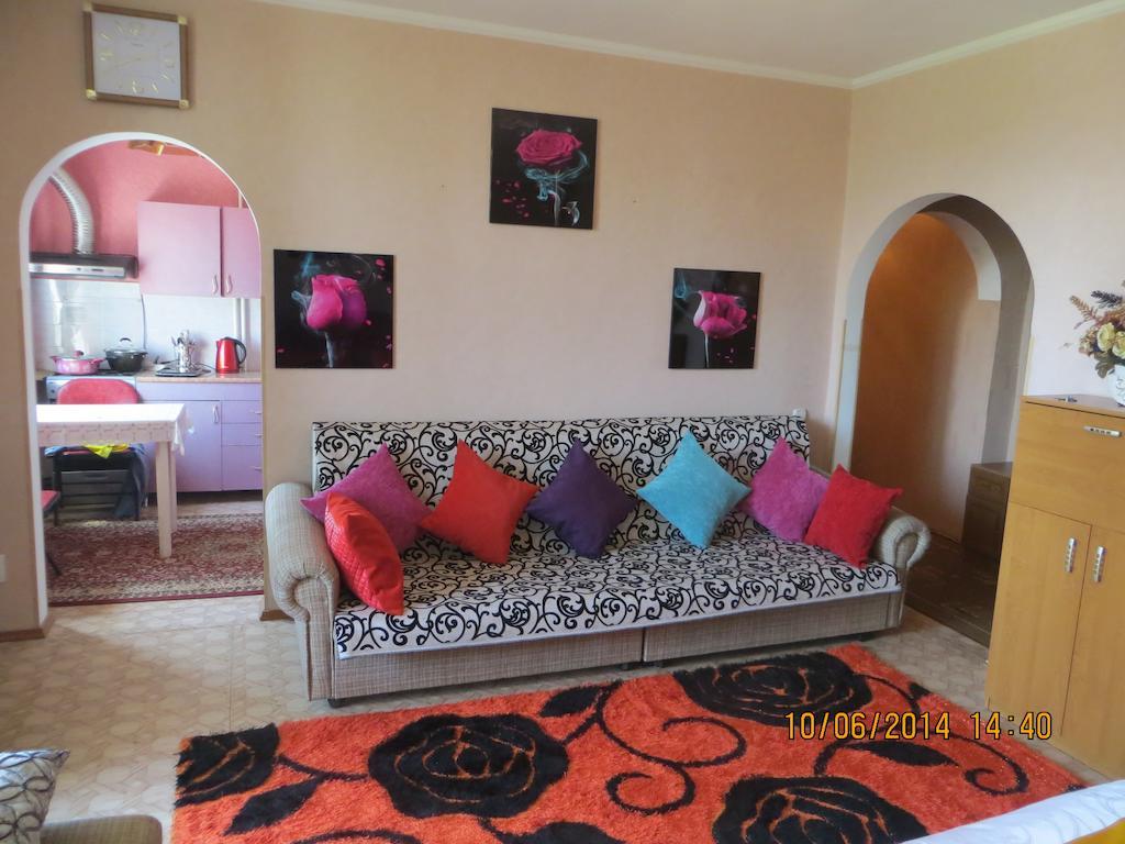 Paradise Apartment Bishkek Room photo