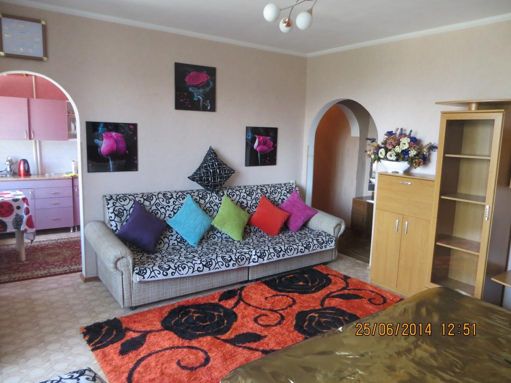 Paradise Apartment Bishkek Room photo
